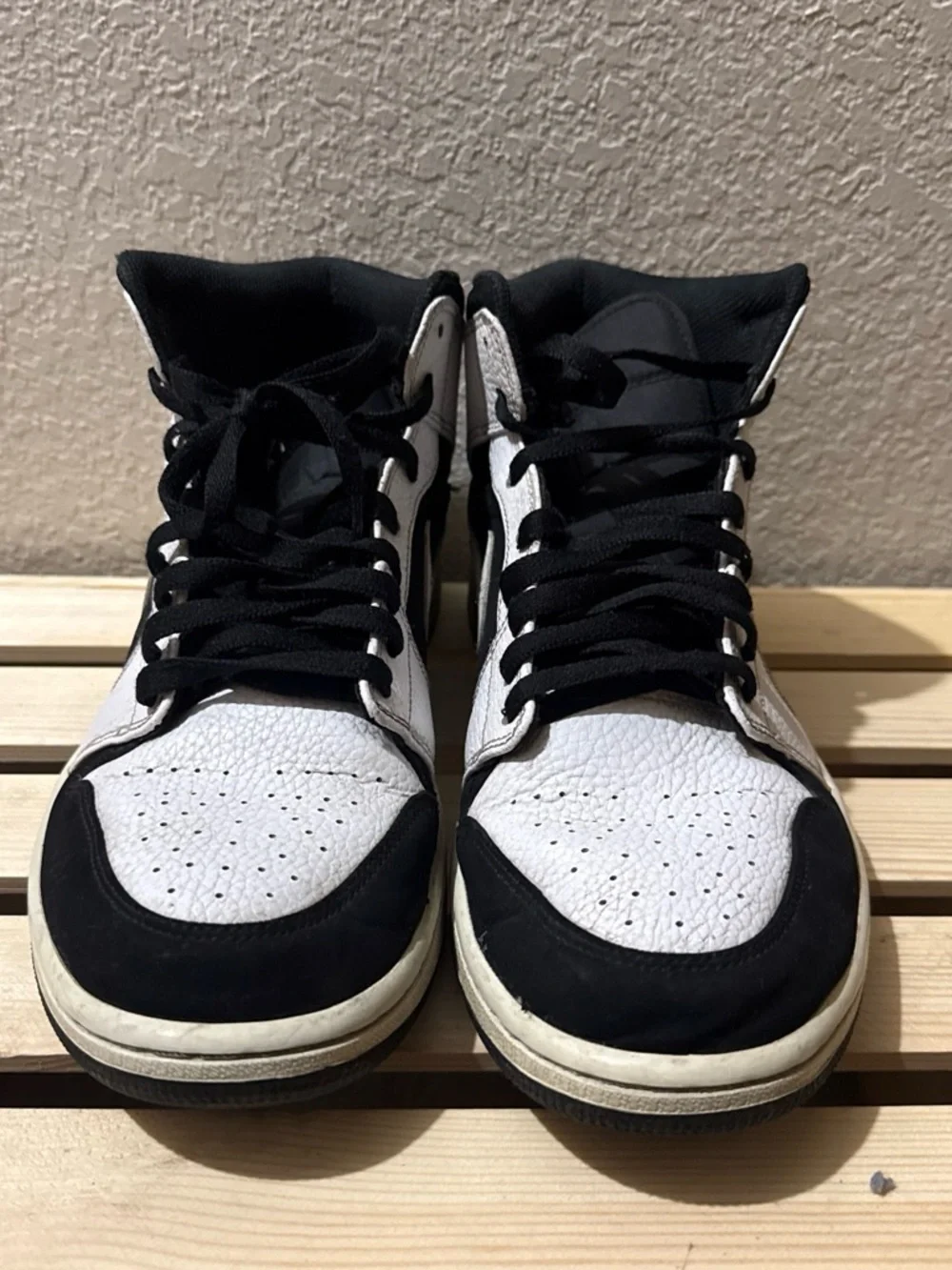 Jordan 1 mid “yin yang”